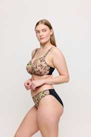 Salesbook image with head | Primadonna