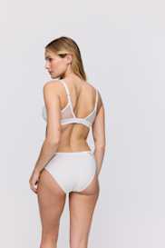 Salesbook image with head | Marie Jo