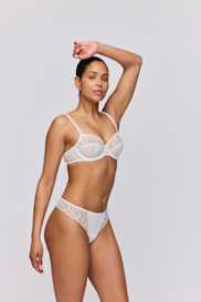 Salesbook image with head | Marie Jo