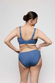 Salesbook image with head | Primadonna