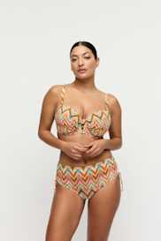 Salesbook image with head | Primadonna