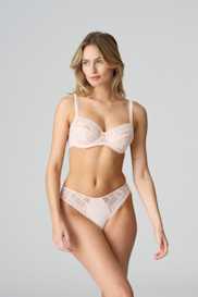 Salesbook image with head | Marie Jo