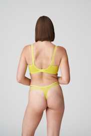 Salesbook image with head | Primadonna