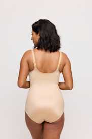 Salesbook image with head | Primadonna