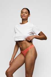 Salesbook image with head | Marie Jo