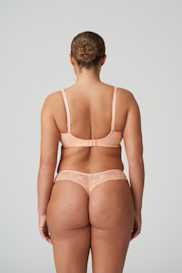 Salesbook image with head | Primadonna