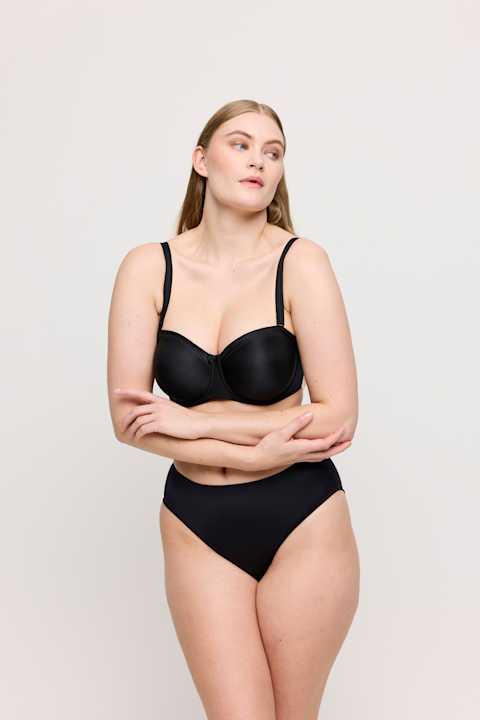 Salesbook image with head | Primadonna