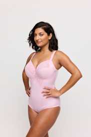 Salesbook image with head | Primadonna