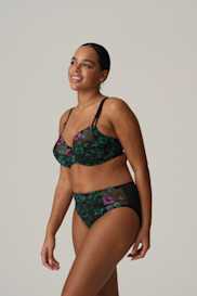 Salesbook image with head | Primadonna