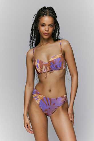 Salesbook image with head