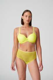 Salesbook image with head | Primadonna