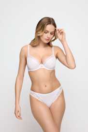 Salesbook image with head | Marie Jo