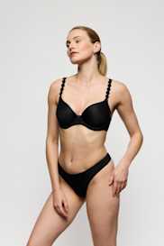 Salesbook image with head | Marie Jo