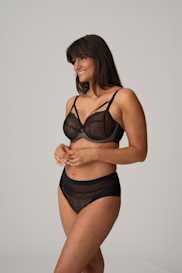 Salesbook image with head | Primadonna