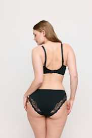 Salesbook image with head | Primadonna