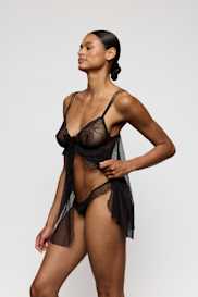 Salesbook image with head | Marie Jo