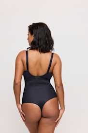 Salesbook image with head | Primadonna