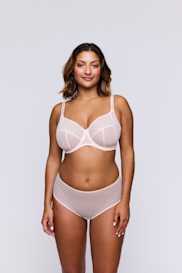 Salesbook image with head | Primadonna