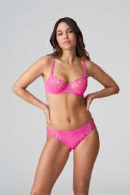 Salesbook image with head | Marie Jo