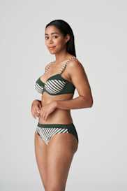 Salesbook image with head | Primadonna