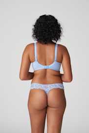 Salesbook image with head | Primadonna