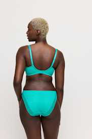 Salesbook image with head | Primadonna