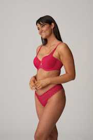 Salesbook image with head | Primadonna