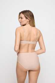 Salesbook image with head | Marie Jo