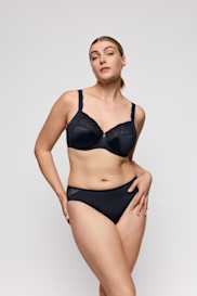 Salesbook image with head | Primadonna