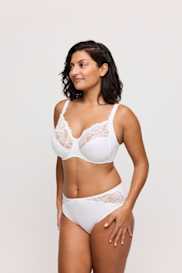 Salesbook image with head | Primadonna