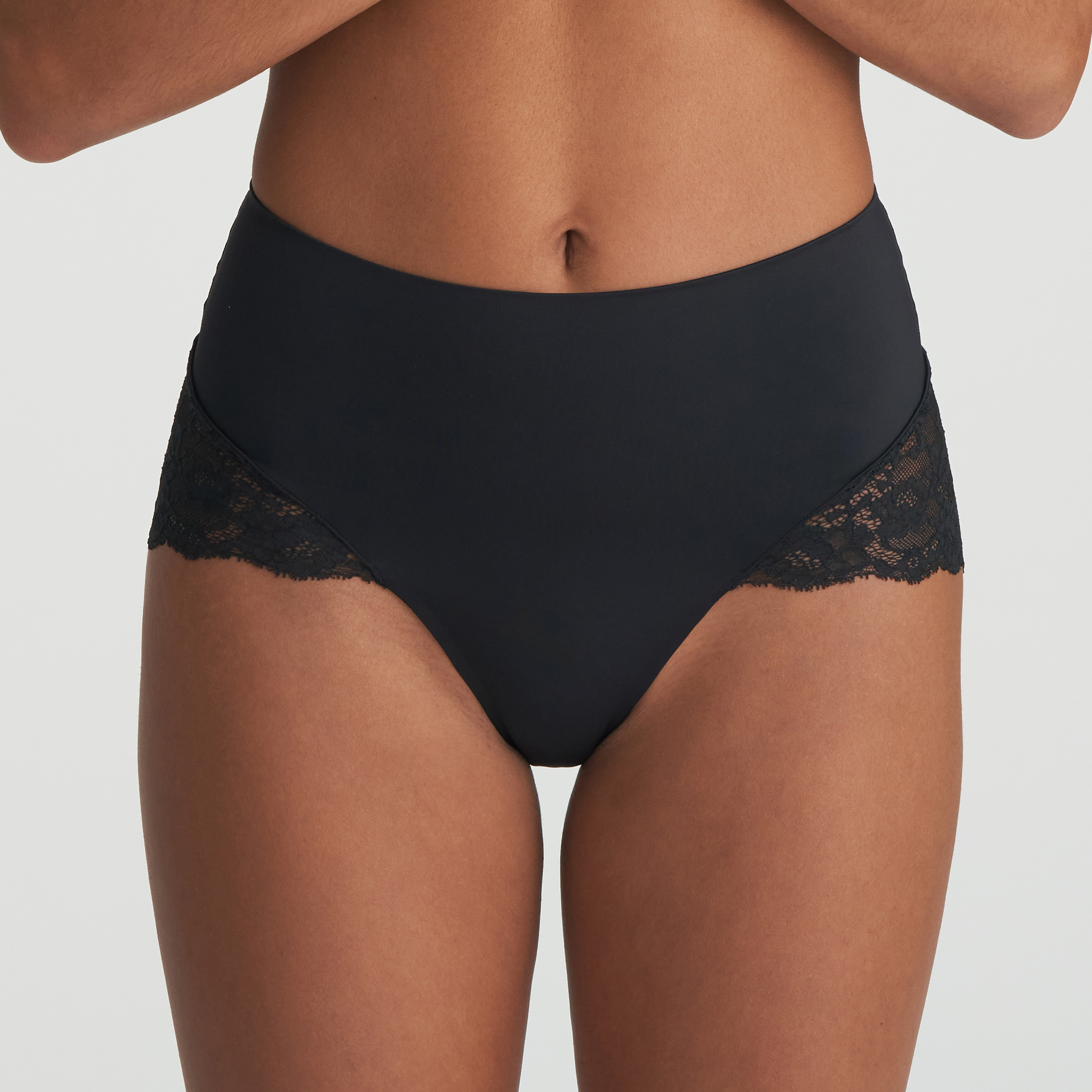 String taille haute invisible Noir Bye Bra Invisible Shapewear Bye