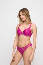 Salesbook image with head | Marie Jo