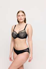 Salesbook image with head | Primadonna