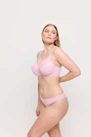 Salesbook image with head | Primadonna