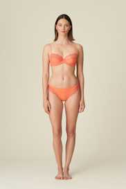 Salesbook image with head | Marie Jo