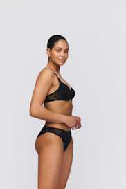 Salesbook image with head | Marie Jo