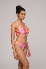 Salesbook image with head | Marie Jo