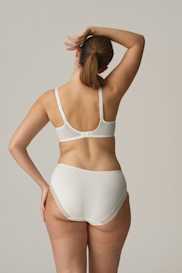 Salesbook image with head | Primadonna