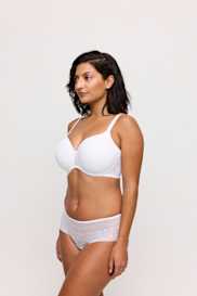 Salesbook image with head | Primadonna