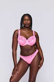 Salesbook image with head | Primadonna