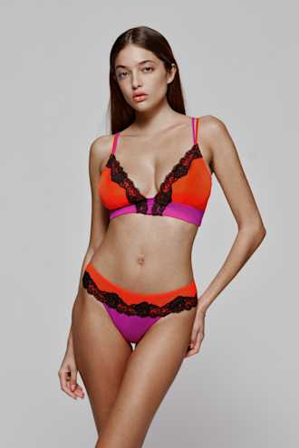 Salesbook image with head