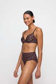 Salesbook image with head | Marie Jo