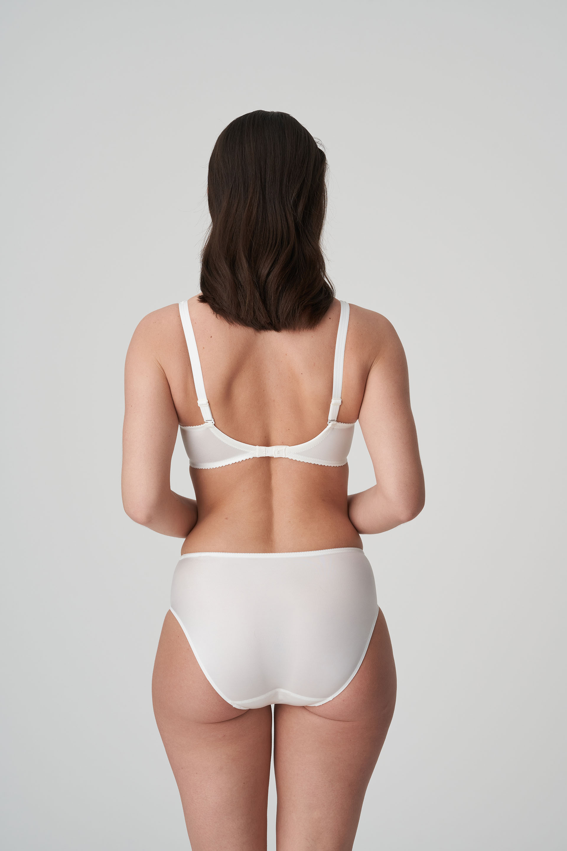 PrimaDonna SATIN natural non padded full cup seamless