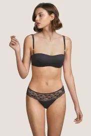 Salesbook image with head | Andres Sarda