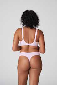 Salesbook image with head | Primadonna