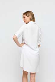 Salesbook image with head | Marie Jo