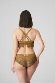 Salesbook image with head | Primadonna