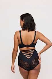 Salesbook image with head | Primadonna