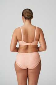 Salesbook image with head | Primadonna