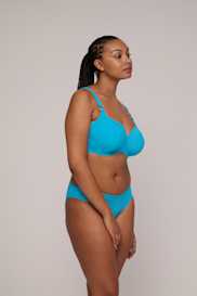 Salesbook image with head | Primadonna